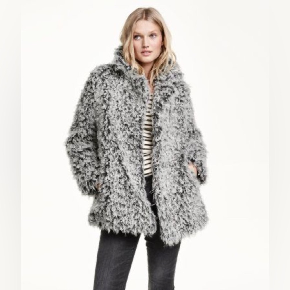 H&M Gray Fluffy Teddy Coat